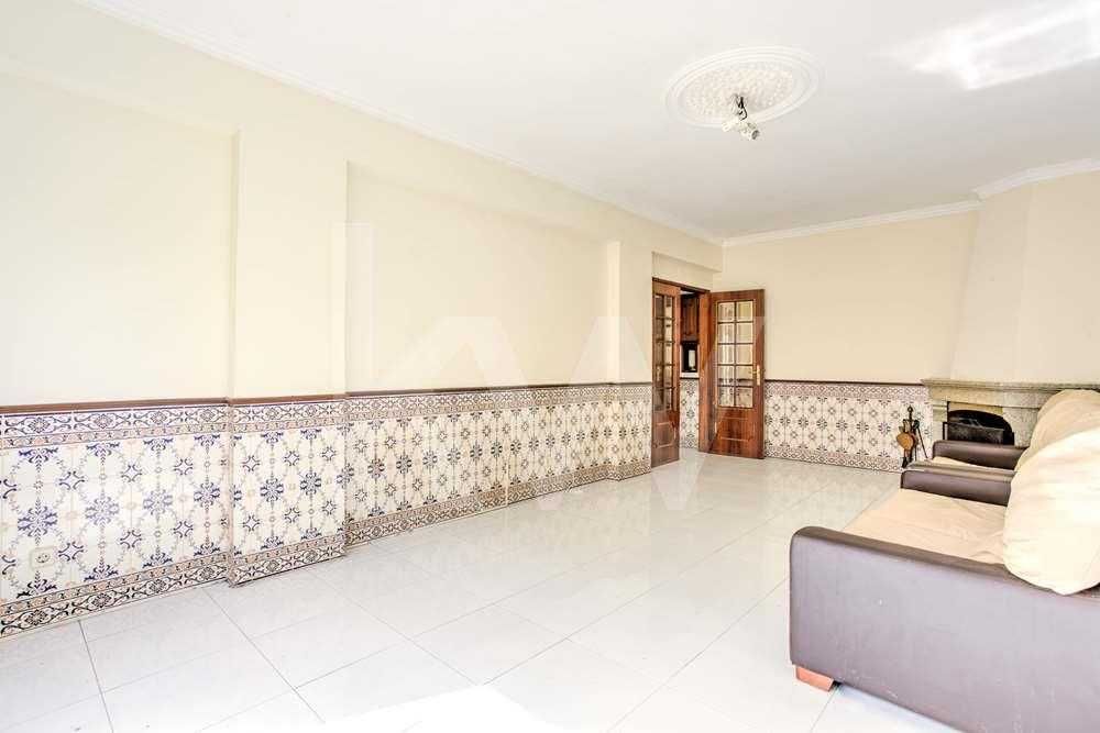 Apartamento T1 para Arrendamento em Agualva-Cacém