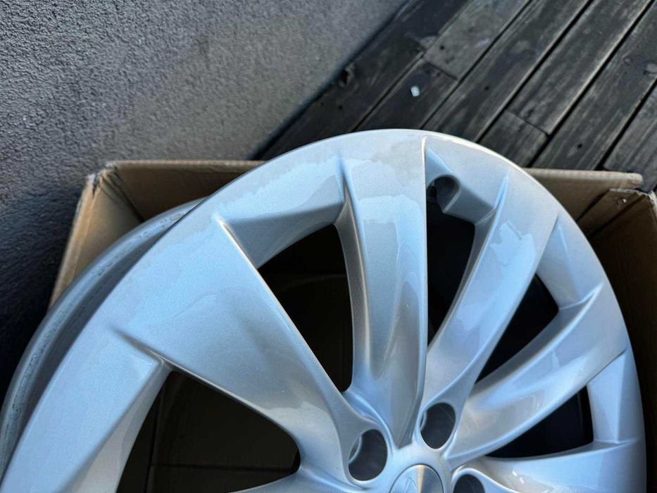 Oryginał felgi 20cali Tesla model X 5x120 nr2165