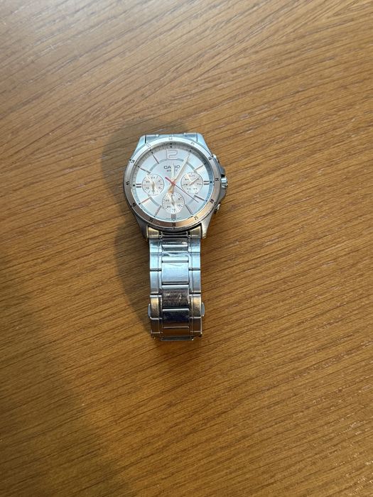 Zegarek Casio w stanie bardzo dibrym