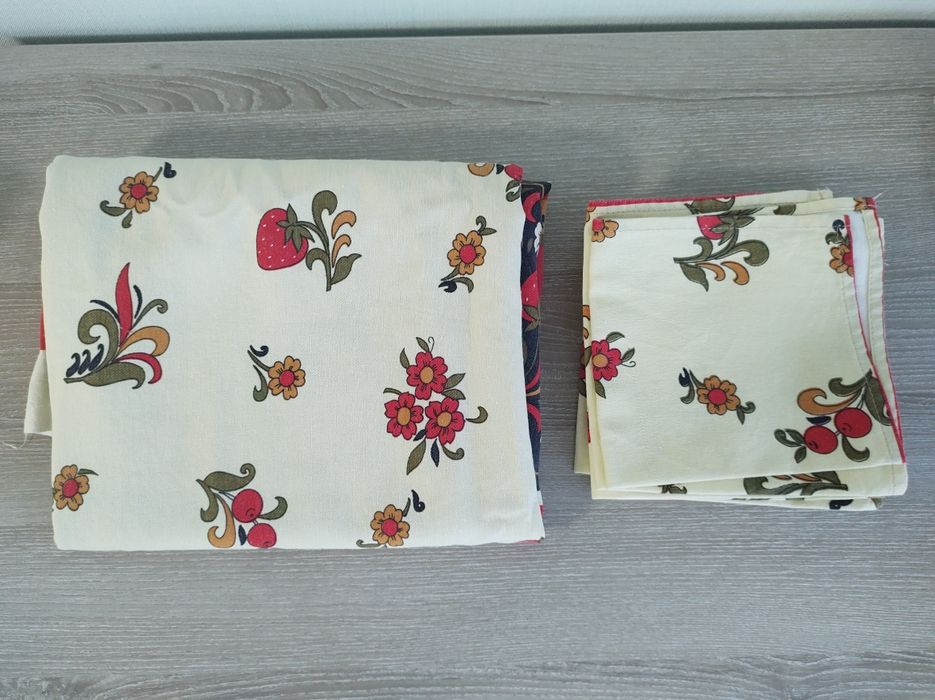 Скатерть хлопковая, в стиле Кантри + 6 салфеток.