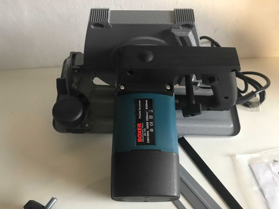 Циркулярна пила Boxer BX-194,1800 Вт.,діаметр 200 мм.5500 об/хв.