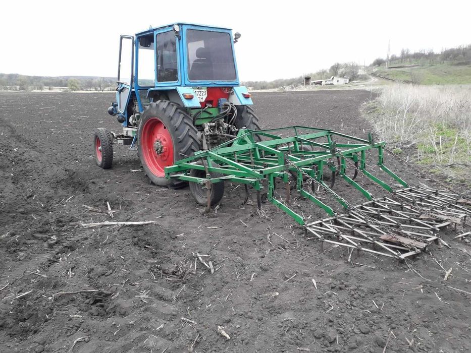 Продам трактор ЮМЗ 6 з двигуном СМД-15Н з навісний обладнанням