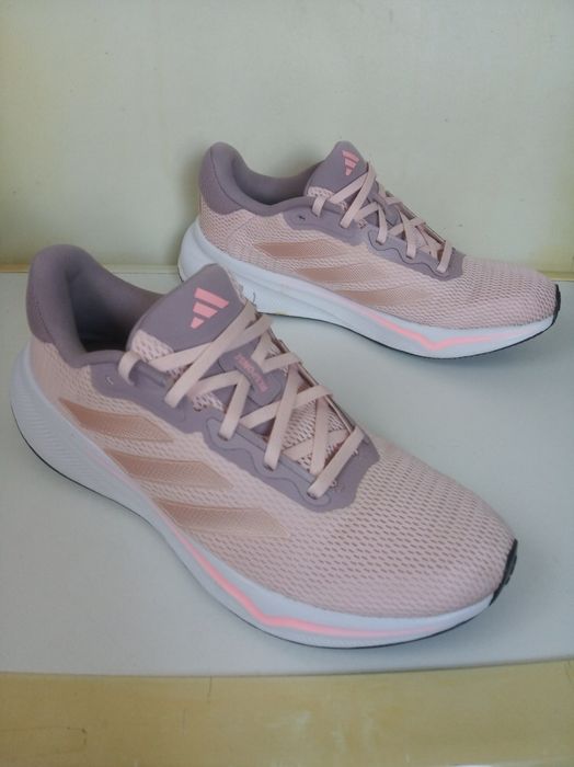 44 Adidas Response  кросівки