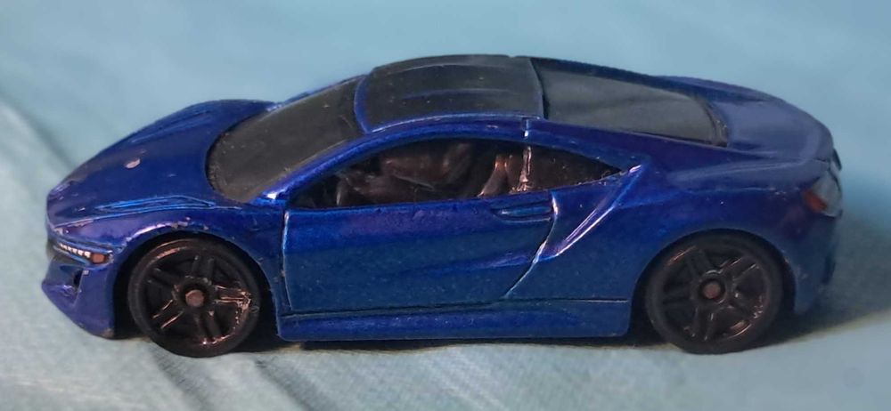 Autko, resorak Hot Wheels - '17 Acura NSX