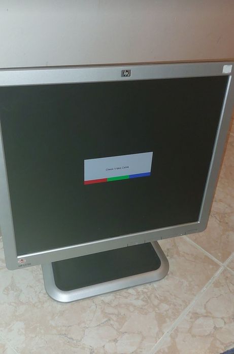Monitor hp S/ hdmi Funciona Bem faço entrega domicílio