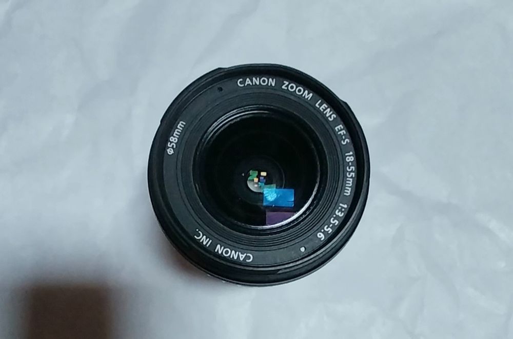 Canon 300D digial + objectiva 18-55 
Canon EF-S 18-55mm f/3
Canon EF-S