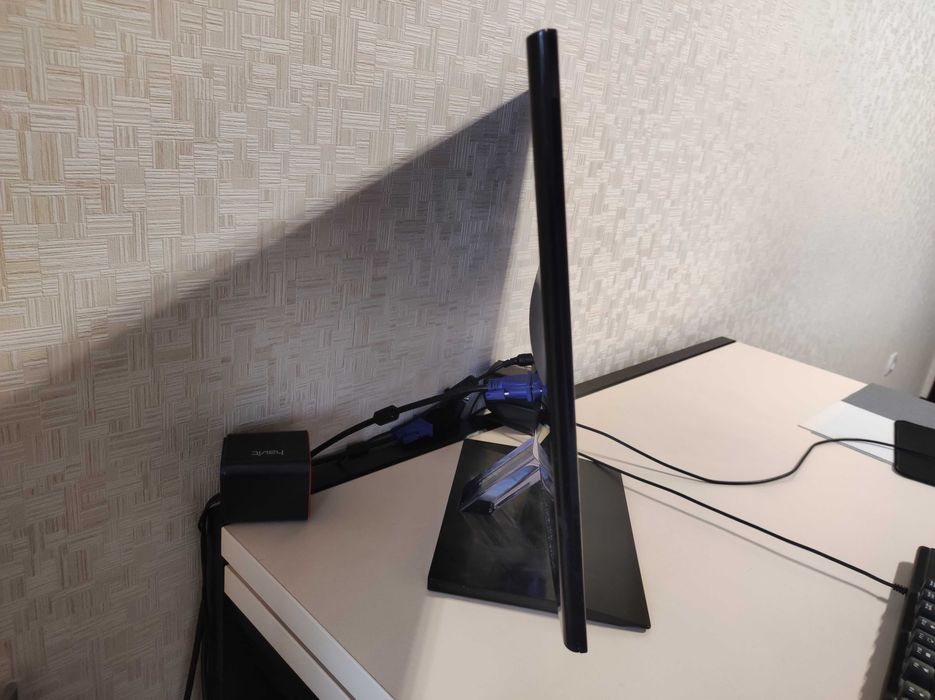 Монітор LG 22 дюйми hdmi