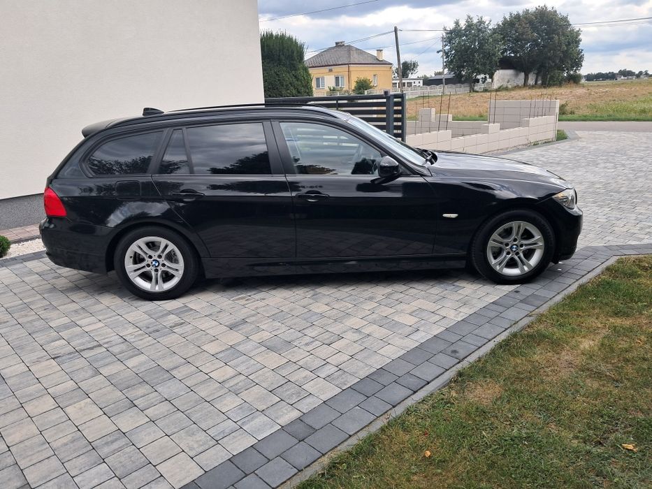 BMW Seria 3 E91 2011r