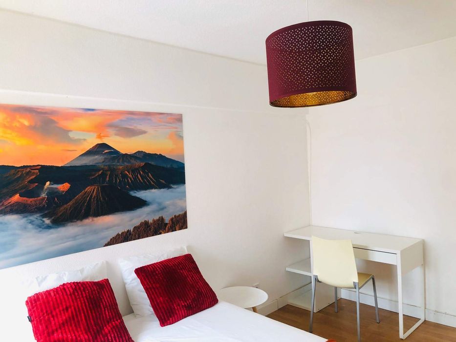 Alugo quarto para  solteirol  Alfragide