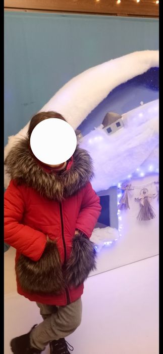 Куртка пуховик на дівчинку