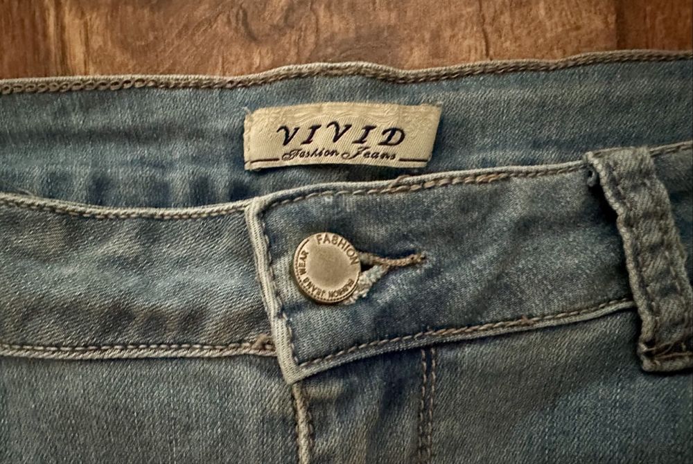 Rurki z przetarciami VIVID Fashion Jeans