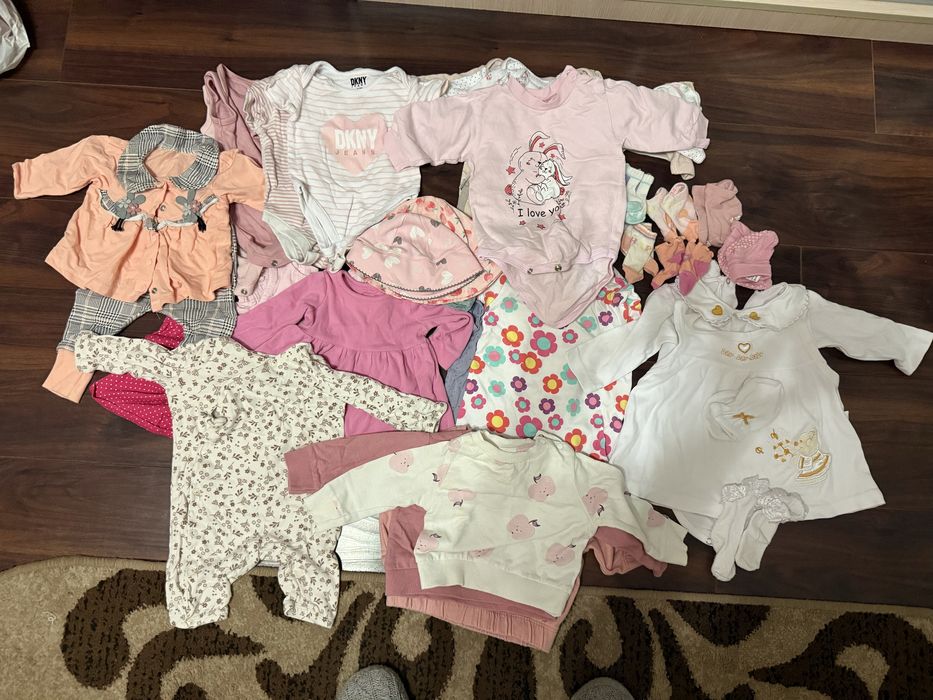 Лот речей на дівчинку 0-3 міс