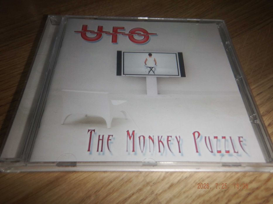 UFO - The monkey puzzle