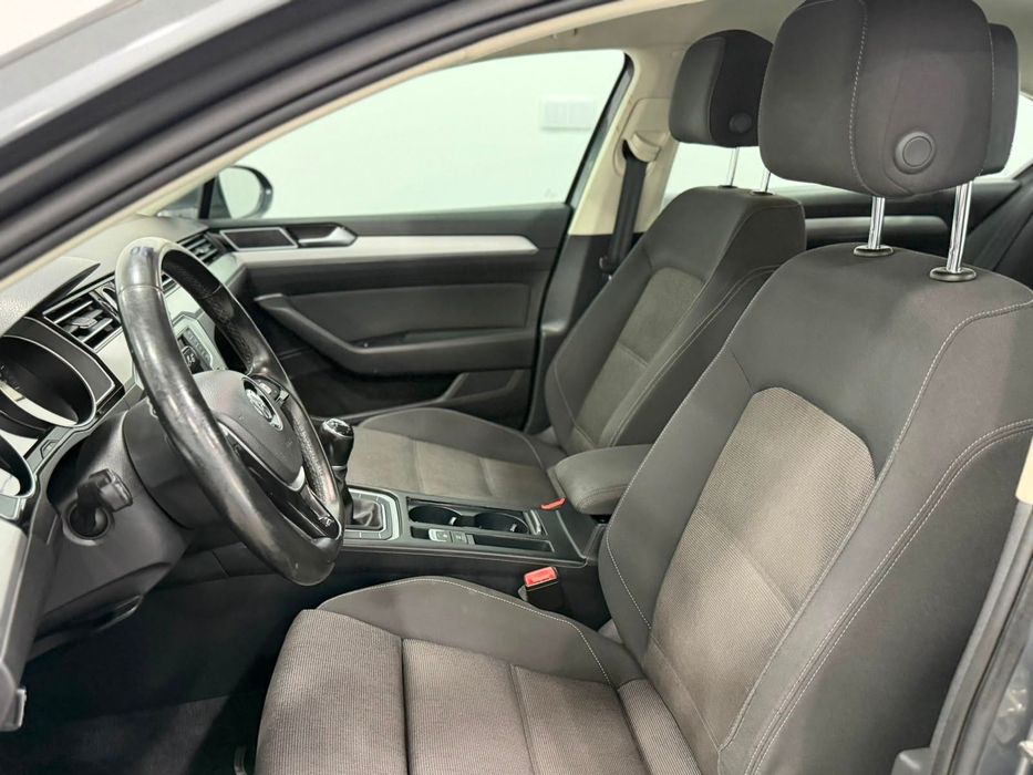 VW Passat 1.6 TDI BlueMotion