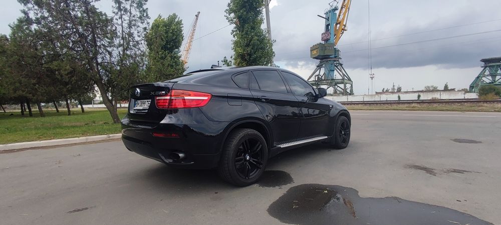 Продам BMW X6 2012