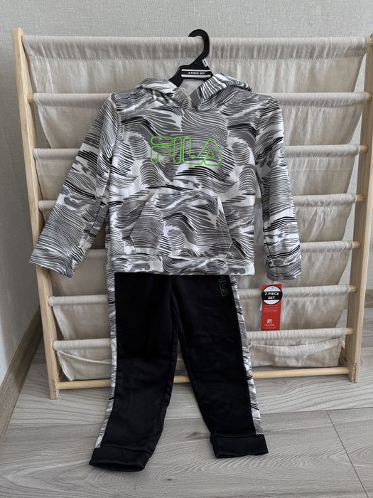Дитячий спортивний костюм  fila (4 роки)