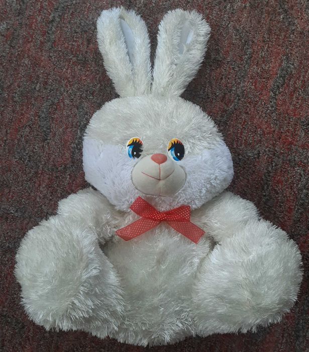 Мягкие игрушки. Сабака, Медведи, Заяц.