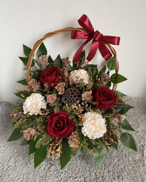 OKAZJA Kosz wiklinowy obciążony, kompozycja kwiatowa na cmentarz