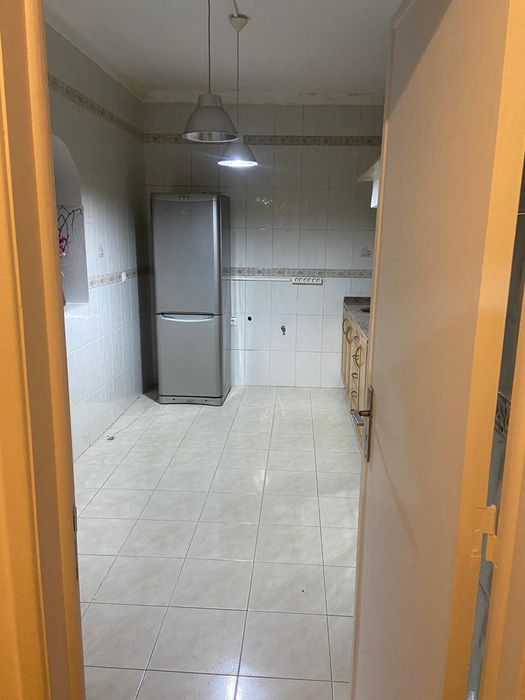 Quarto mobilado 340 €  a 6 minutos da estação de entroncamento
