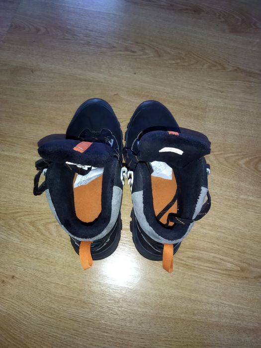 Buty trekkingowe wodoodporne