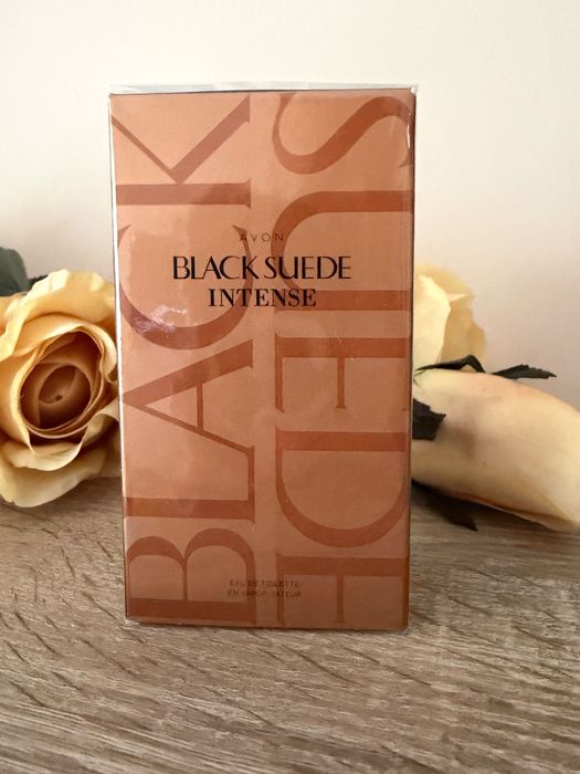Woda toaletowa męska Black Suede Intense z Avon