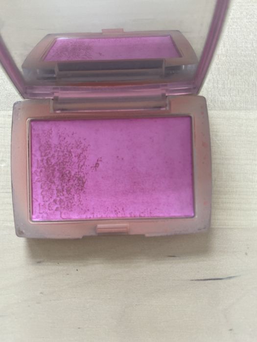 Róż Dior rosy glow 001 pink