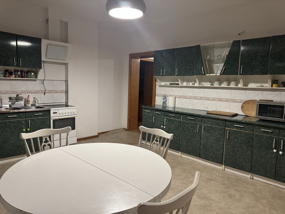 Mieszkanie 120m2 w domu do wynajecia 3p. kuchnia z jadalnia taras 80m2