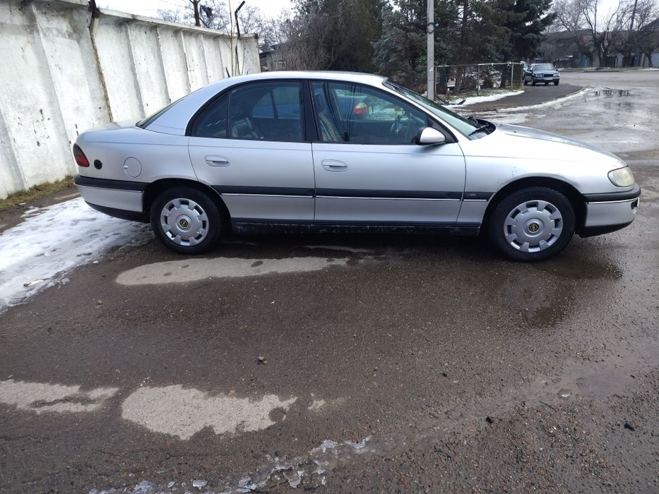 Opel Omega B 1999 2.0 Газ Бензин