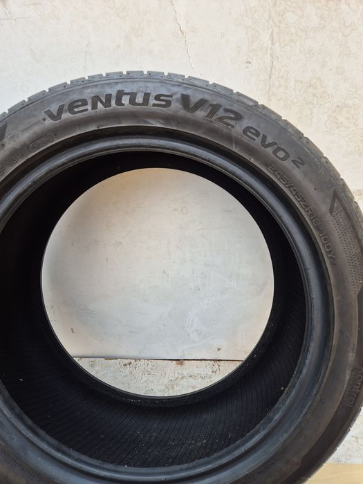 Шини 245/45/18, Hankook (455)