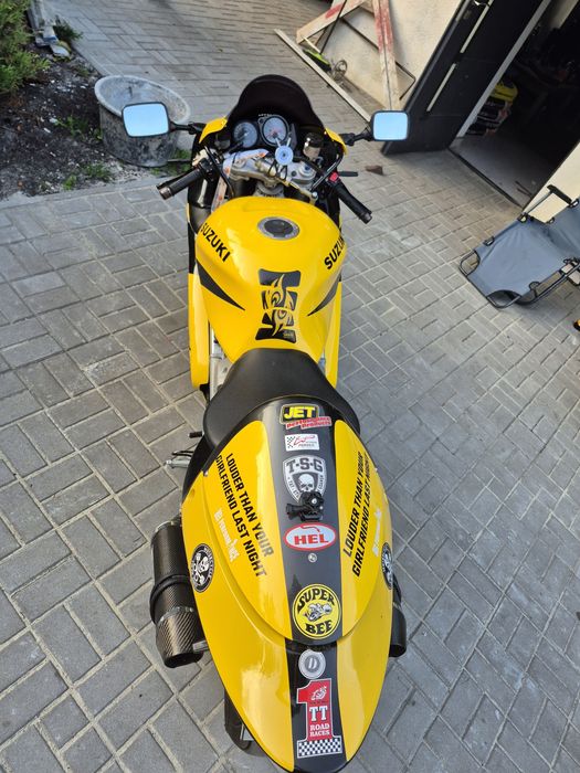 Suzuki TL 1000R nie GSX-R