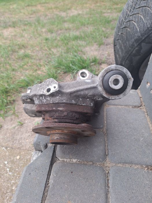Zwrotnica prawy tył Audi A6C6