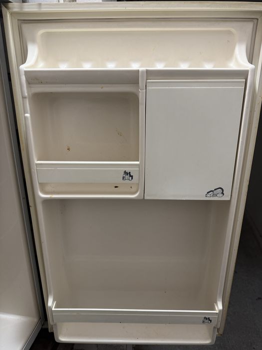 Lodówka polar 136