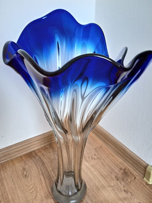 Ваза скляна напольна