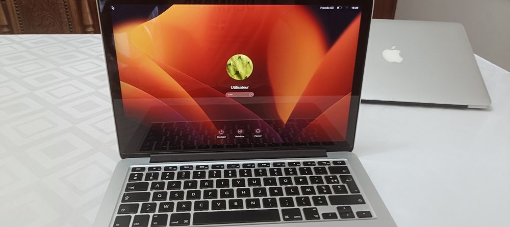 MacBook Pro Retina 13” 2015 | i5 | 8GB | 256GB SSD | IMPECÁVEL