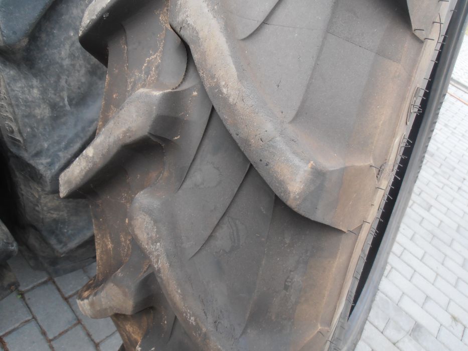 Opona 340/85 R-38