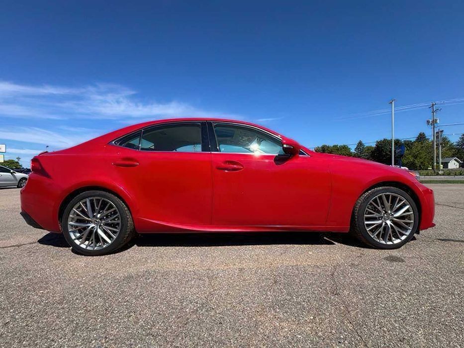 Lexus IS 300      2016