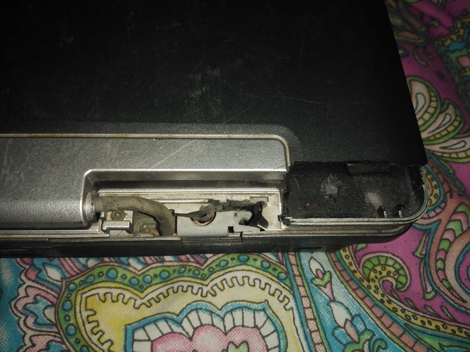 Laptop ASUS Z99H