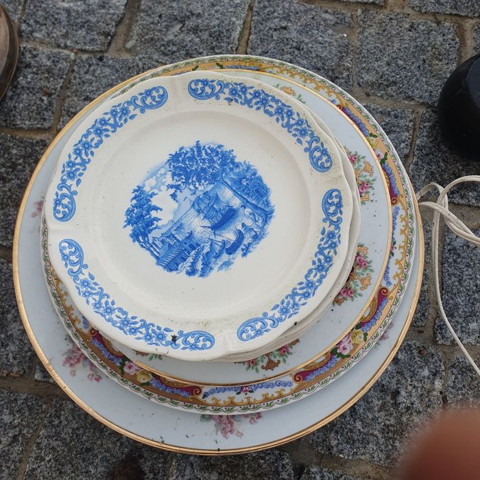 Varias peças decorativas