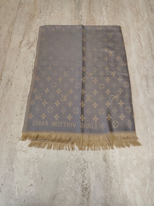 Szal louis vuitton.