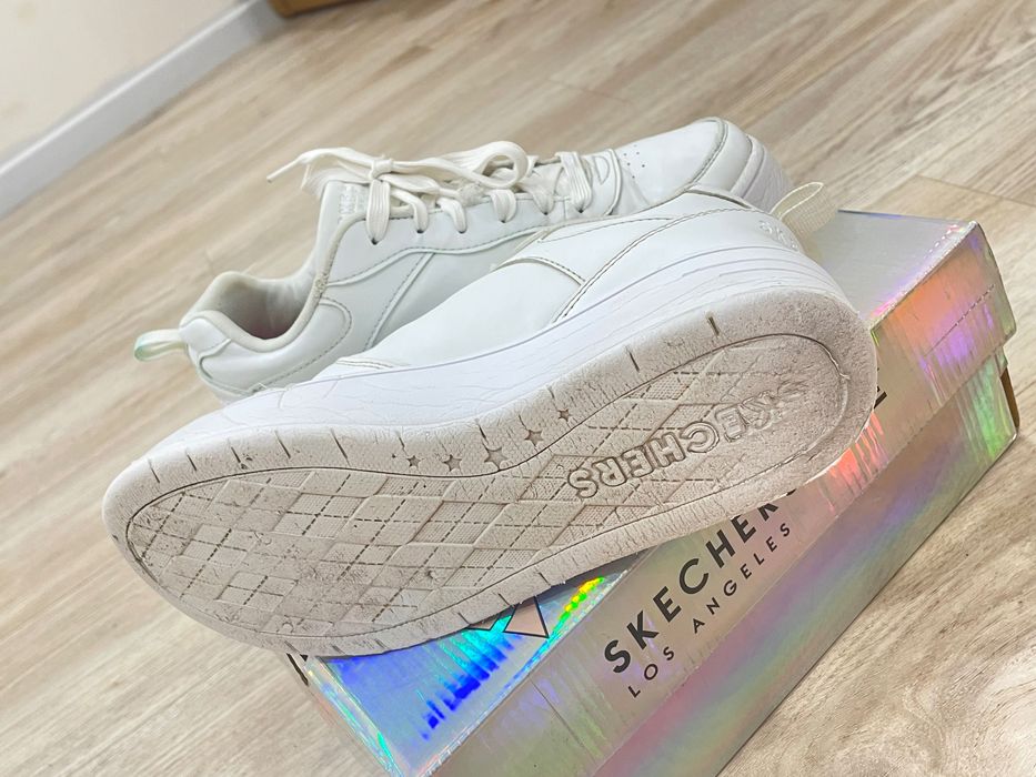 Кросівки Skechers 37р