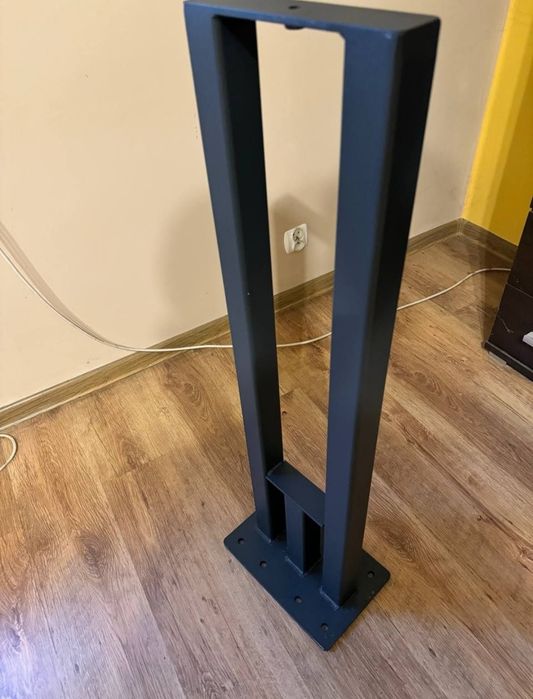 Schody półkowe stelaż stopień półkowy