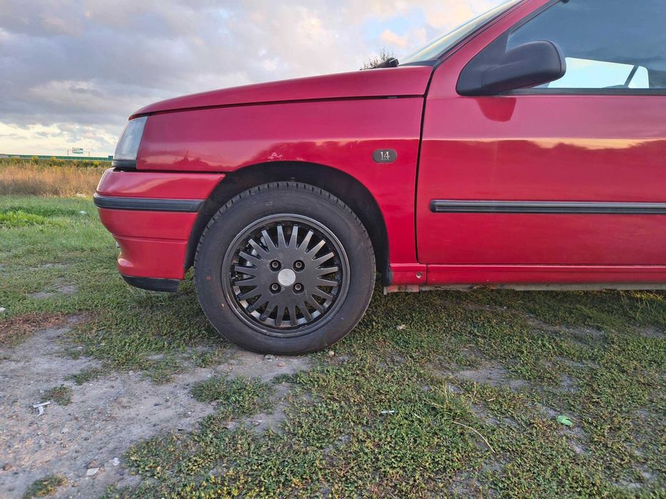 Renault Clio 1 RT 1.4 1992r
