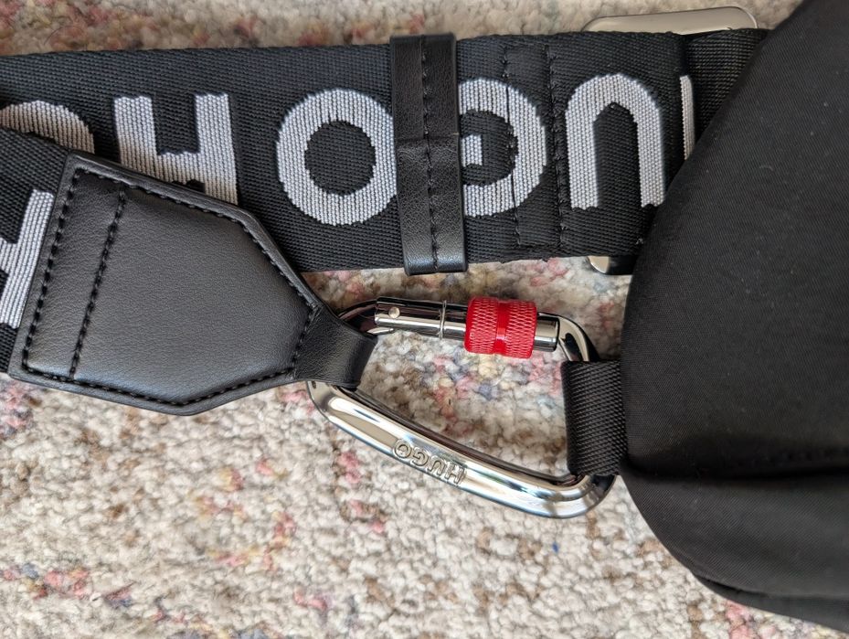 Saszetka, nerka na ramię HUGO