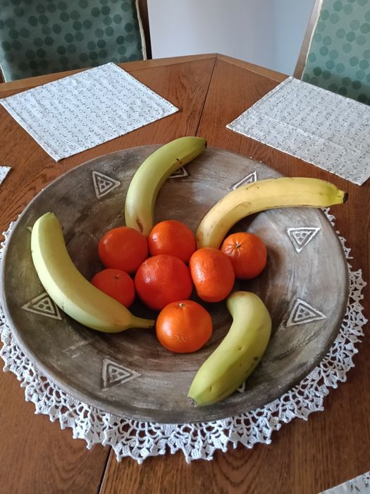 Patera, misa na owoce