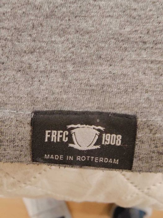 T-shirt do Feyenoord Rotterdam tam. L em bom estado