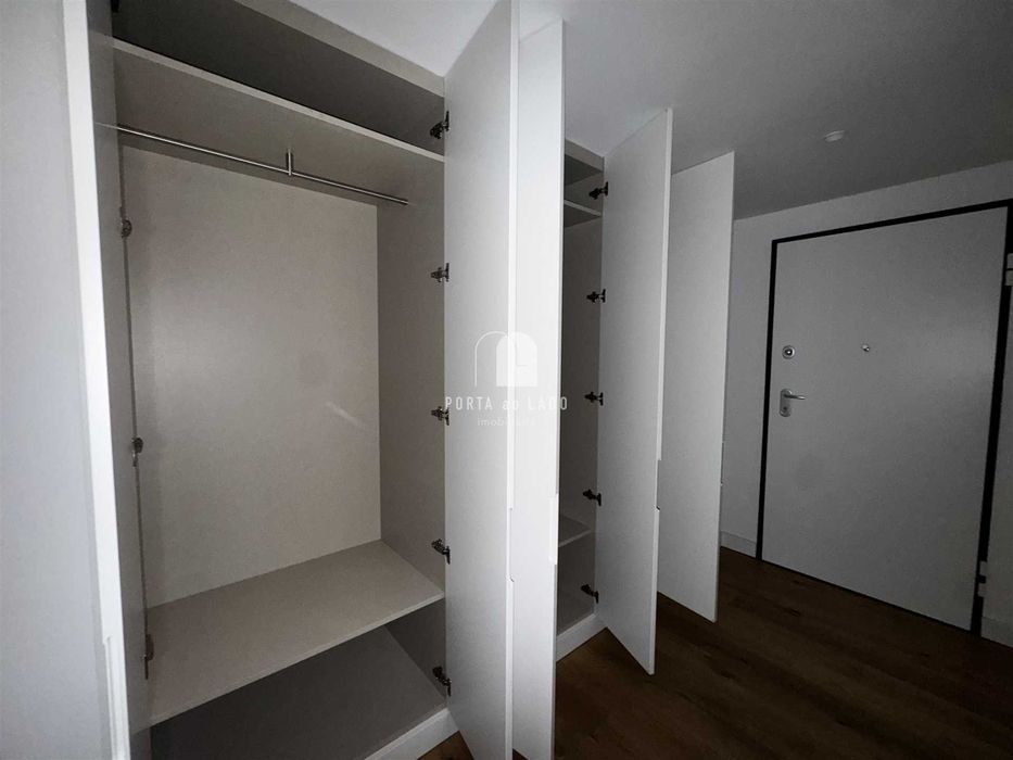 T3 de Luxo com Vistas de Rio e Mar | Arrendamento Vila Nova de Gaia