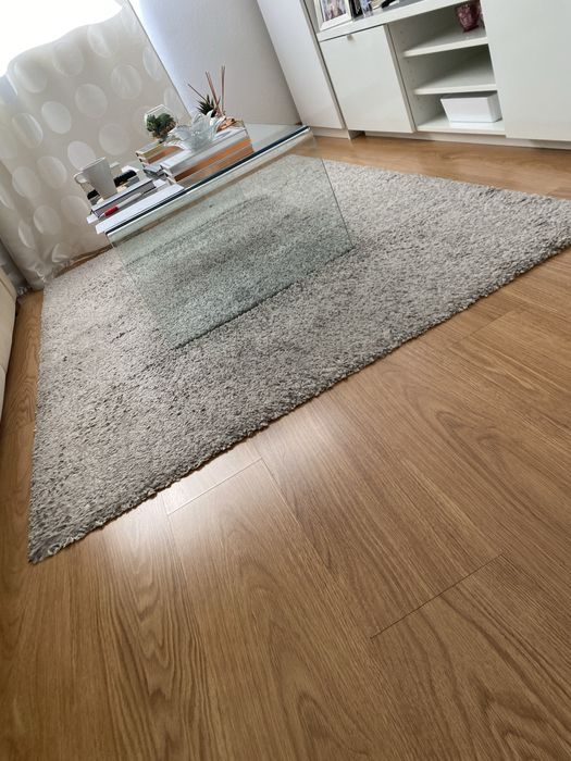 Tapete ikea bem conservado