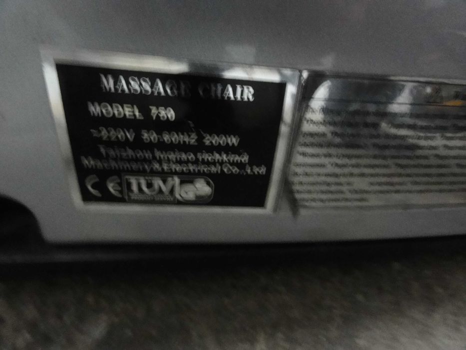 Fotel  z pilotem  Model 750