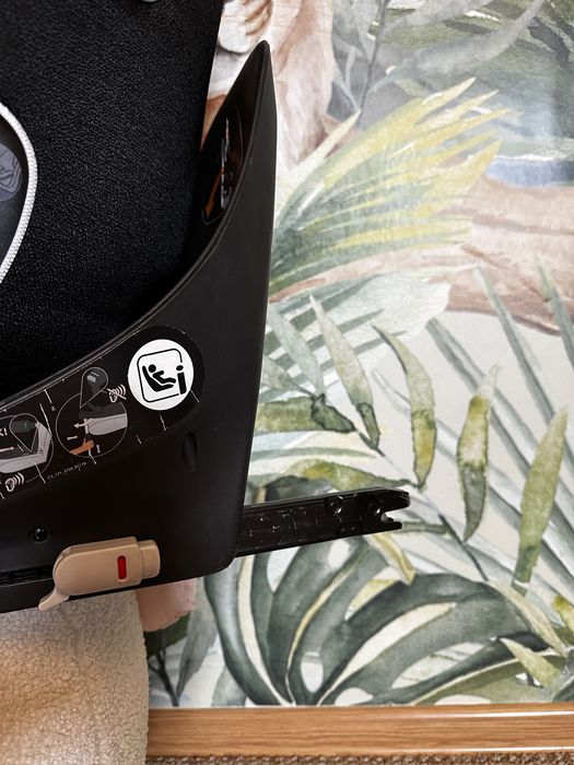 fotelik samochodowy Priam Cybex Sirona Zi, baza obrotowa do kompletu.