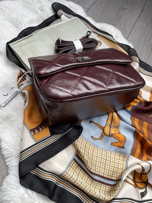 стильна сумка через плече